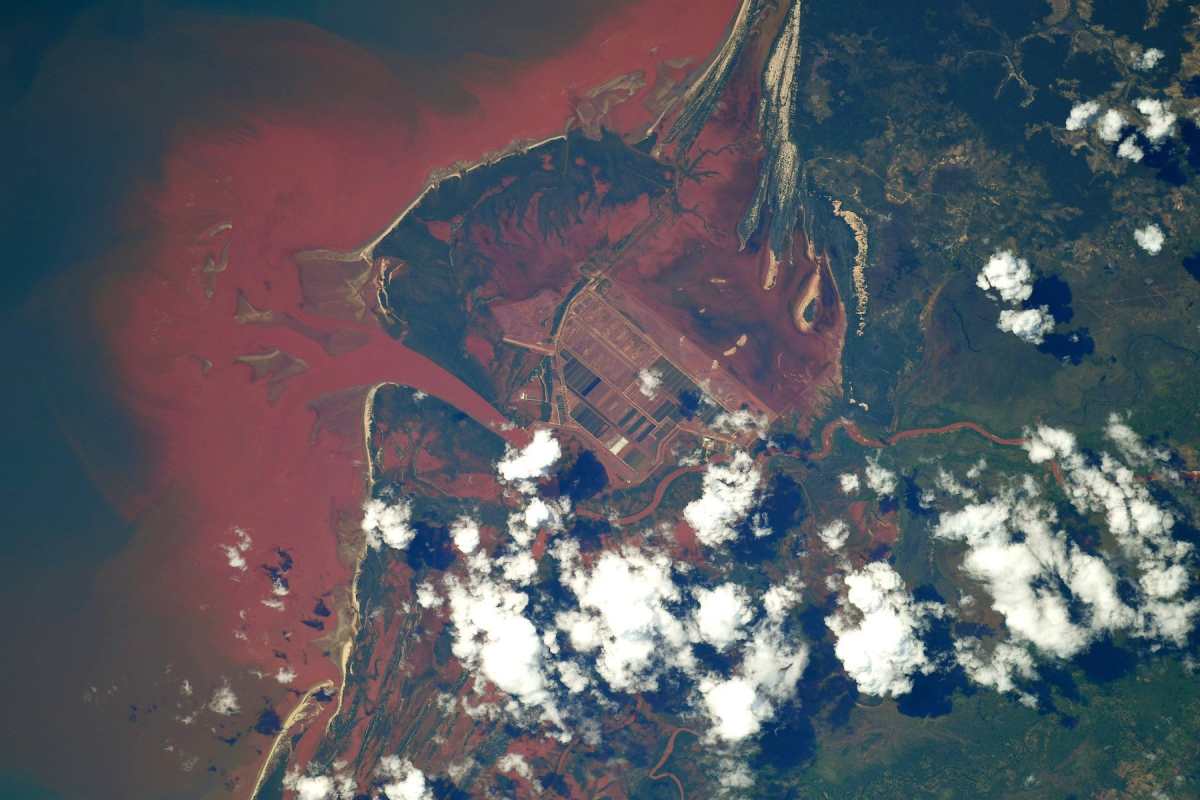 À l’embouchure du Sambao