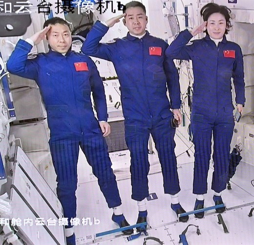 L’occupation permanente de la station chinoise démarre