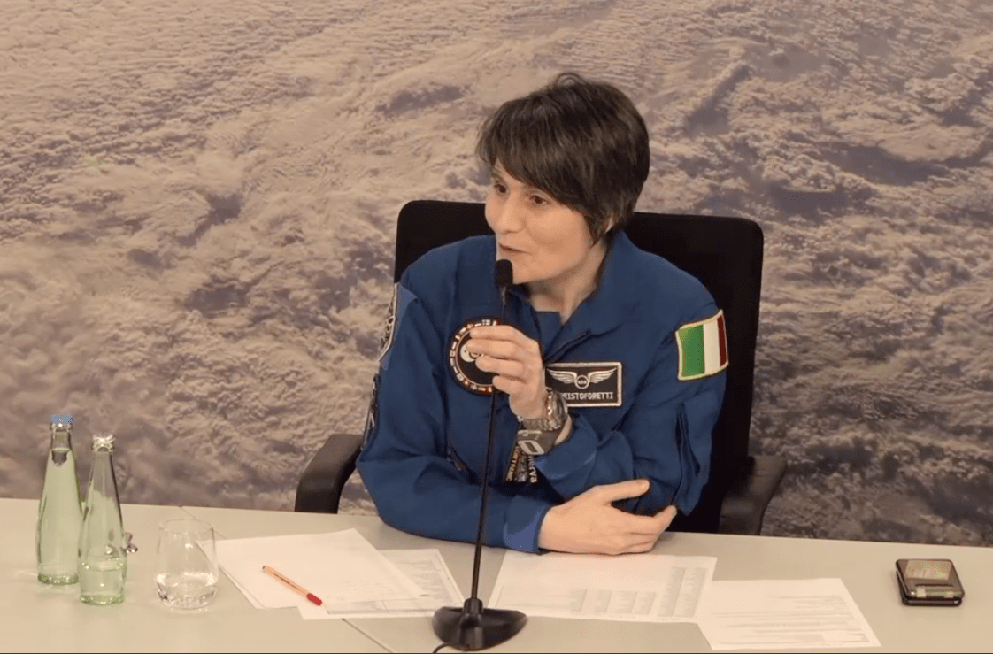 Une astronaute reconnaissante